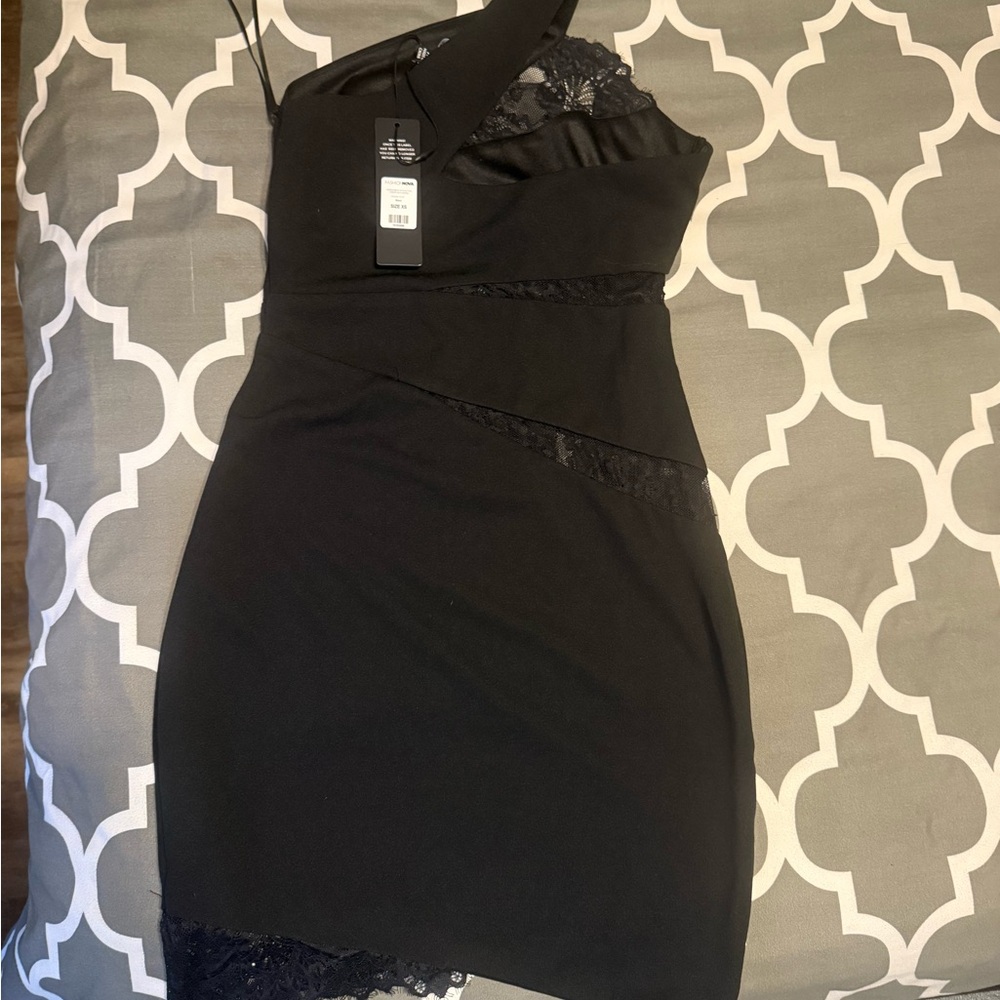 Fashion Nova Black One-Shoulder Dress with Lace